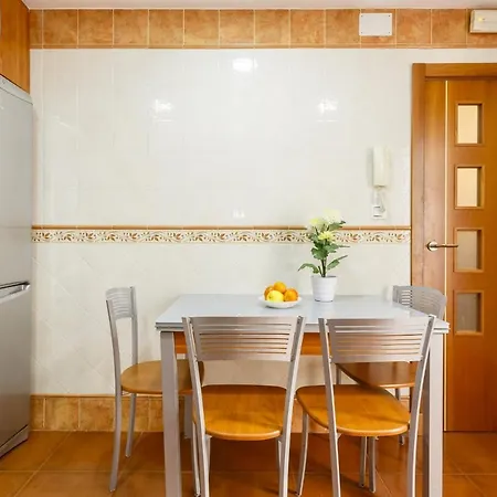 Apartment Con Patio En Centro